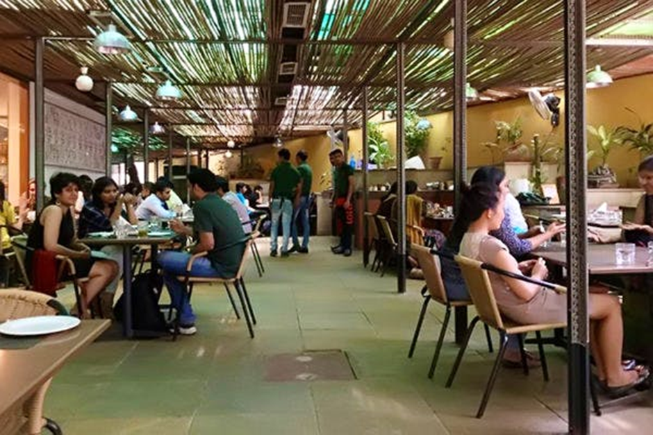 5 Awesome Cafes in Delhi You should plan and visit.